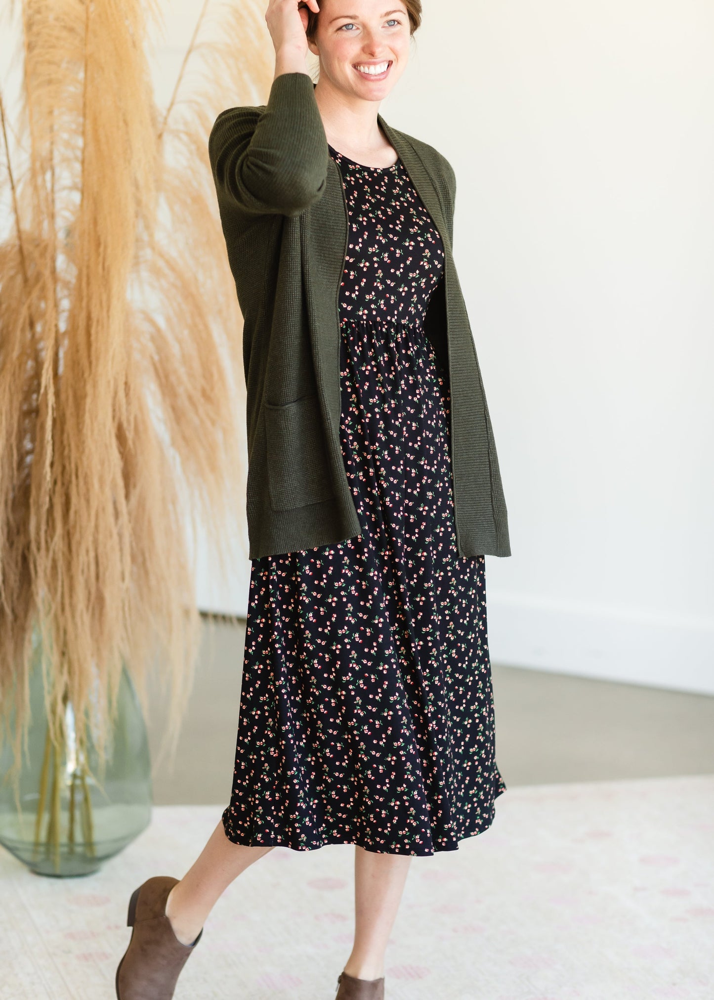 Fiona Dainty Floral Midi Dress - FINAL SALE Dresses