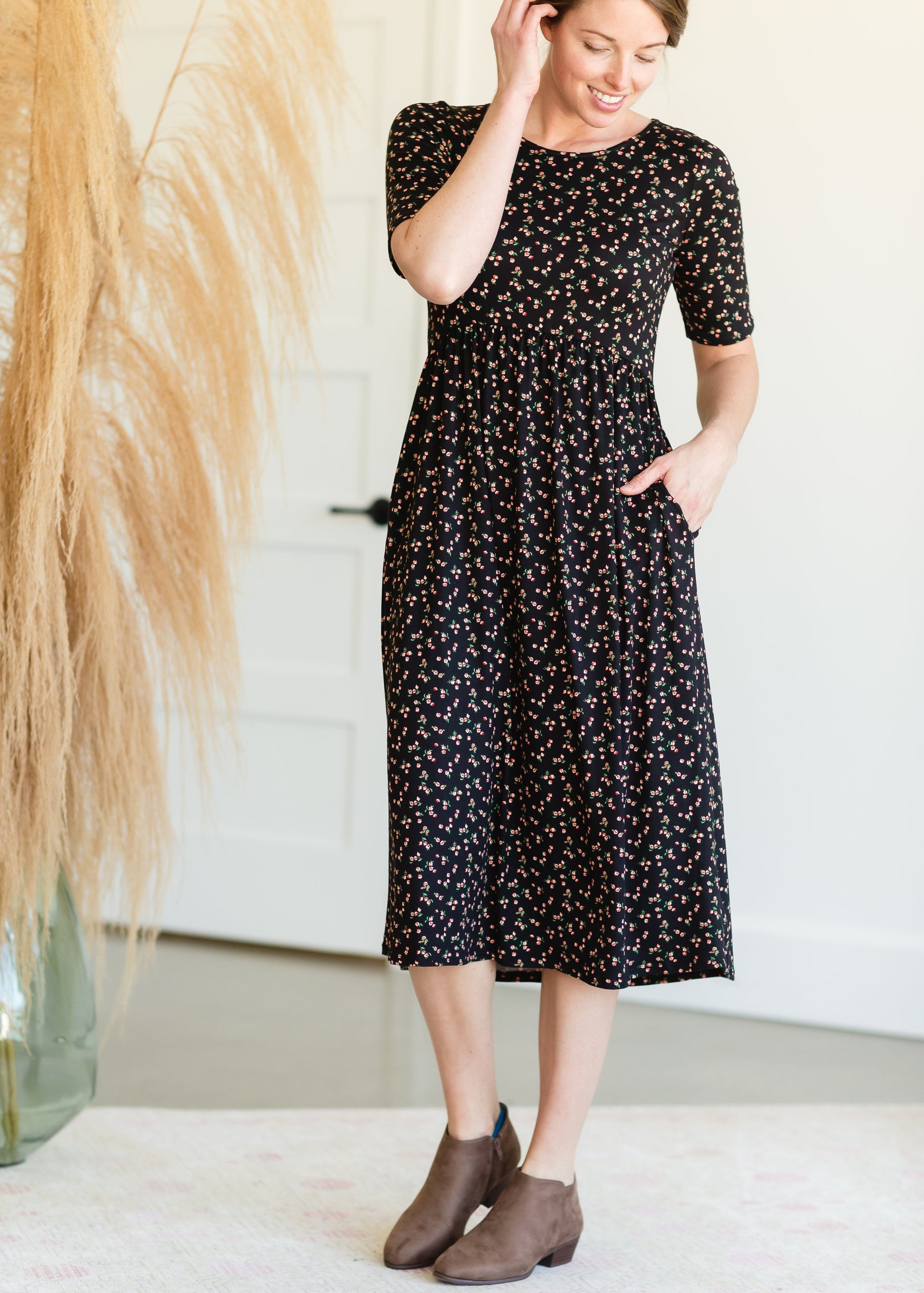 Fiona Dainty Floral Midi Dress - FINAL SALE Dresses