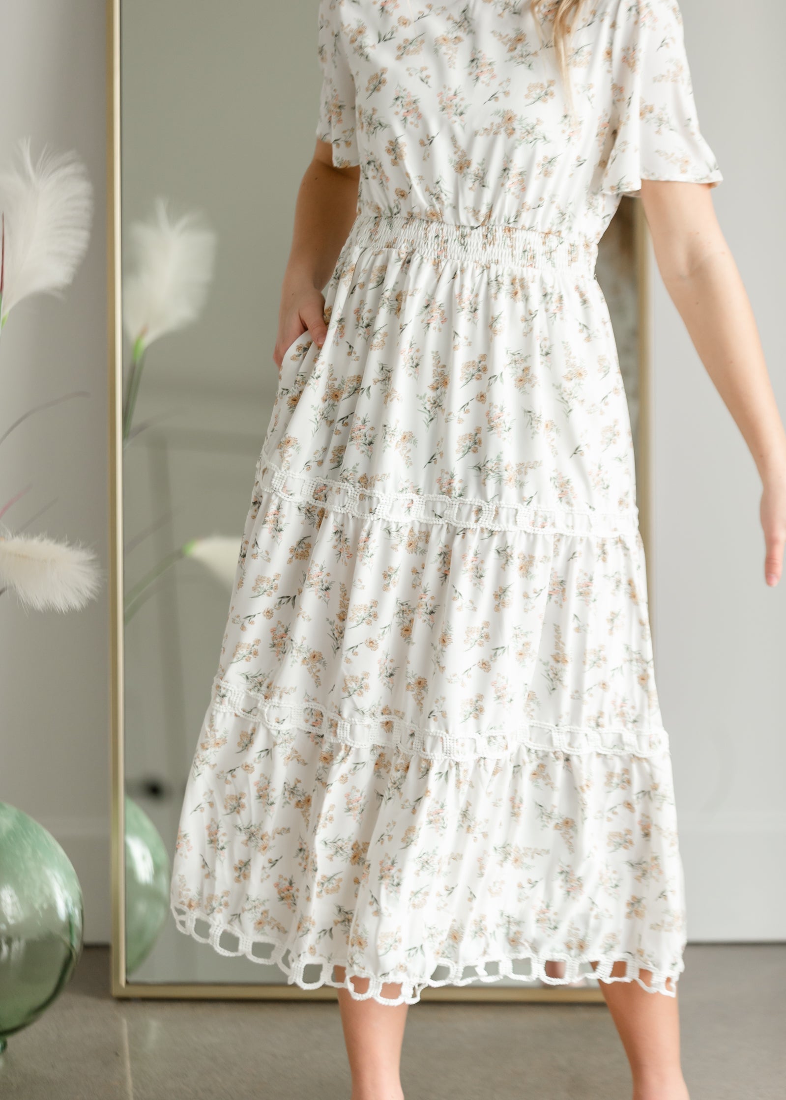 Floral Print Midi Dress with Contrasting Lace Dresses Polagram & BaeVely