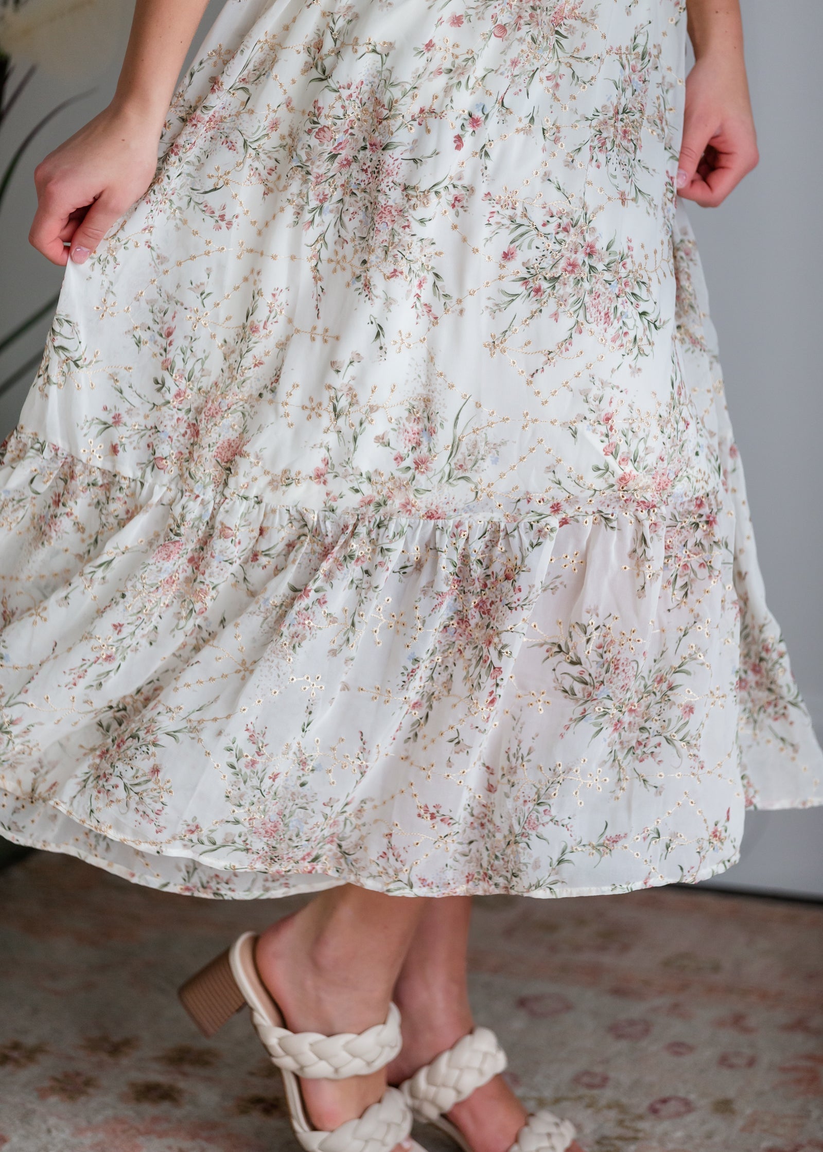 Floral V-Neck Ruffle Sleeved Dress Dresses Polagram