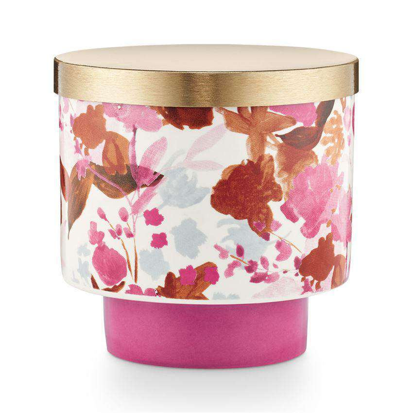 Illume soy candle thai lily fragrance in a decorative magenta tin