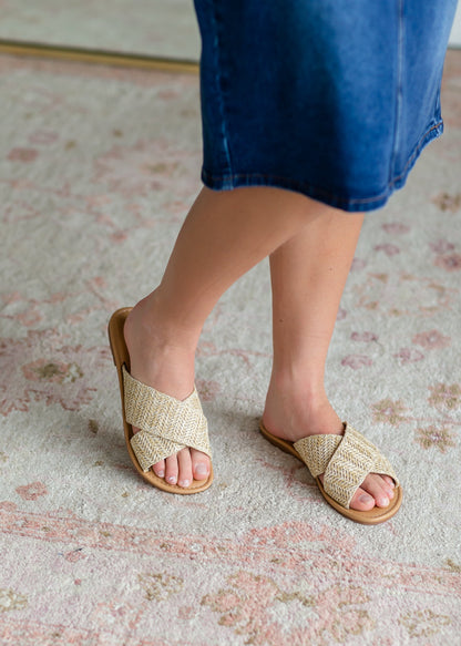 The Good Vibration Sandals are an easy choice and a fan favorite for the summer! Slip these raffia sandals on with just about any outfit and you're set with style and comfort!