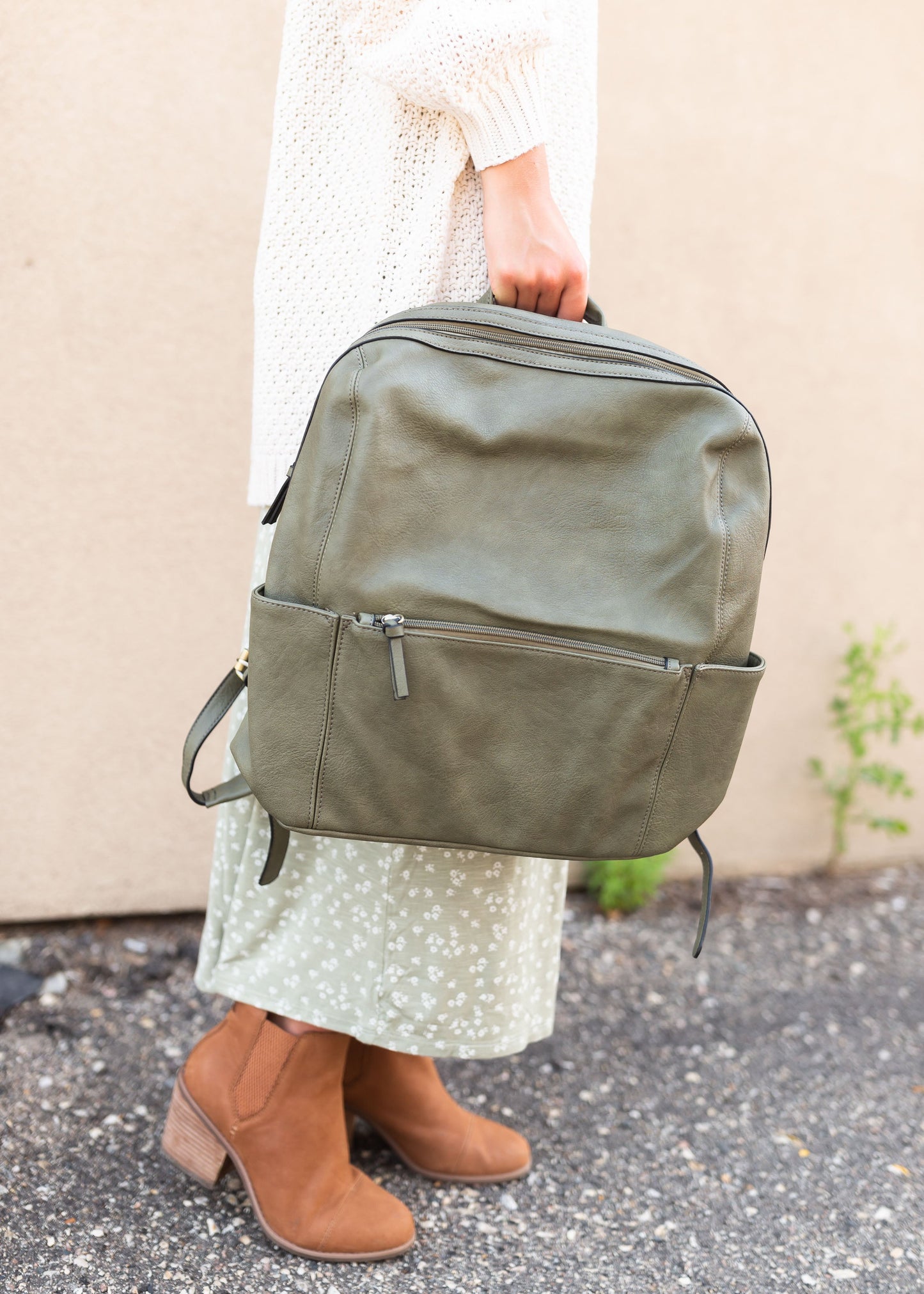 James Backpack with Front Zip Accessories Olive