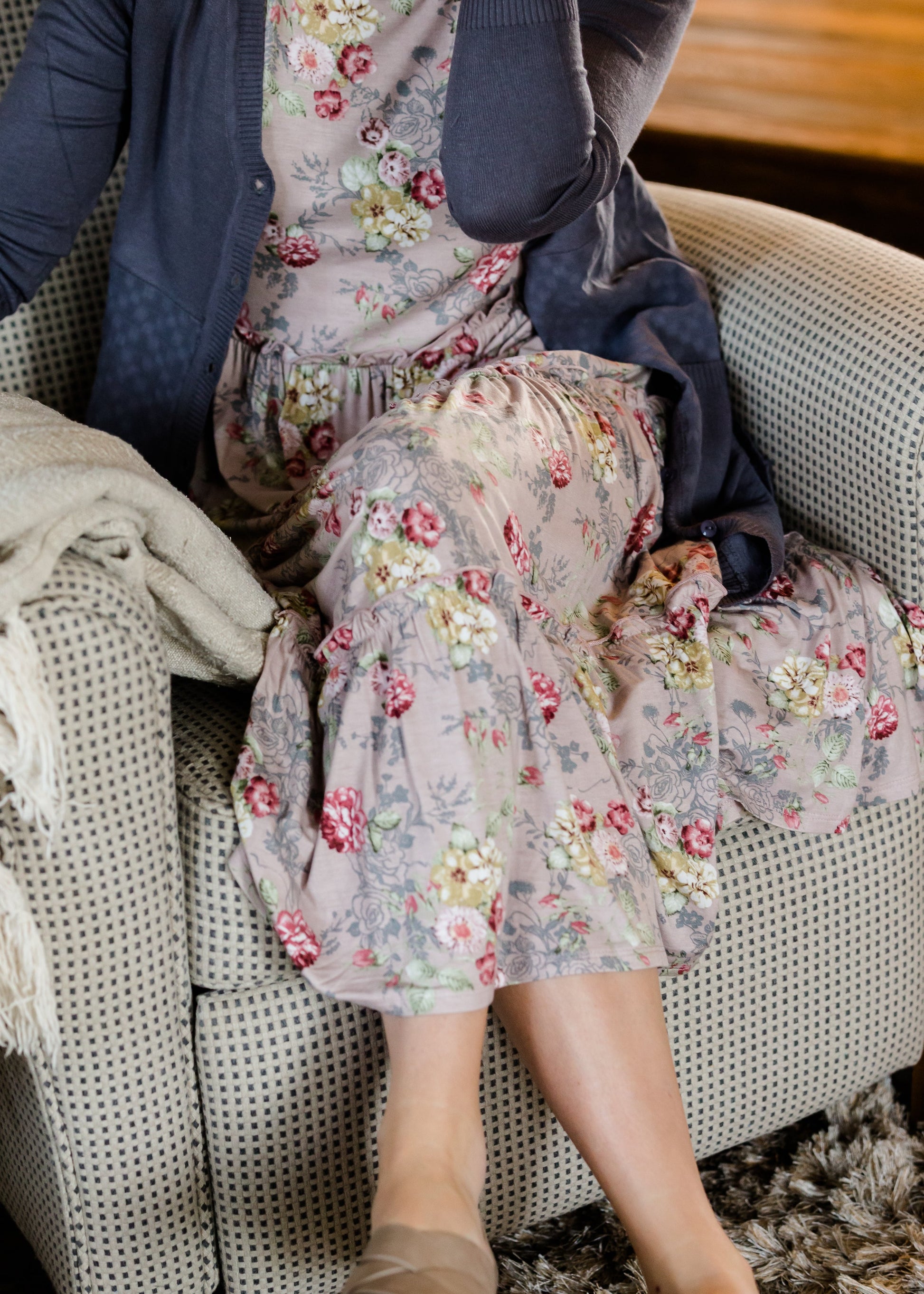 Knit Floral Tiered Midi Dress Dresses