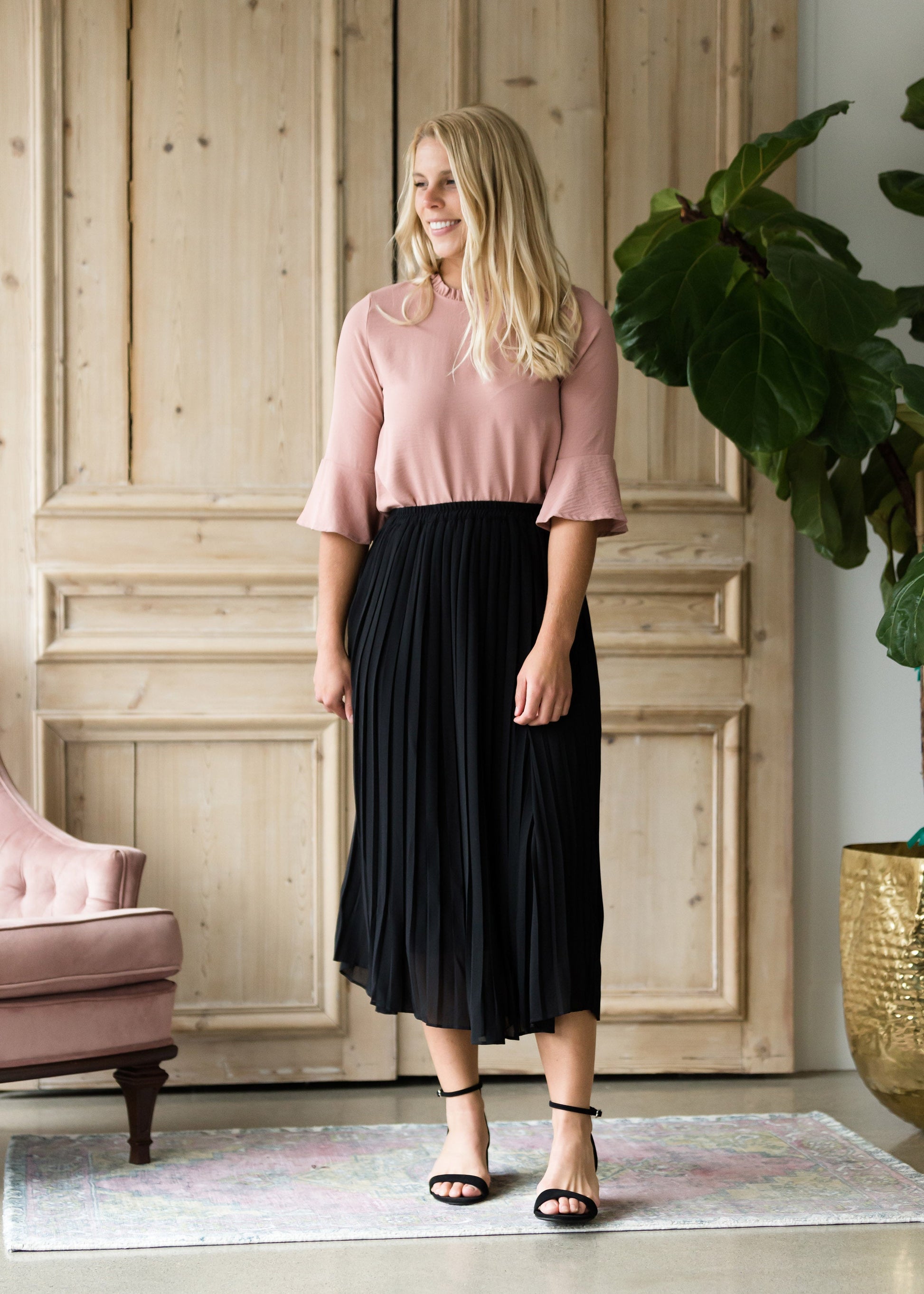 Modest Women's Long Pleated Skirt  Inherit Clothing Company – Inherit Co.