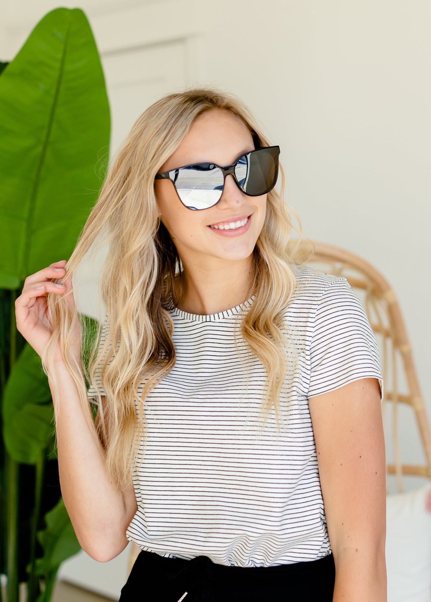 Lucy Oversized Square Flat Sunglasses -FINAL SALE Accessories