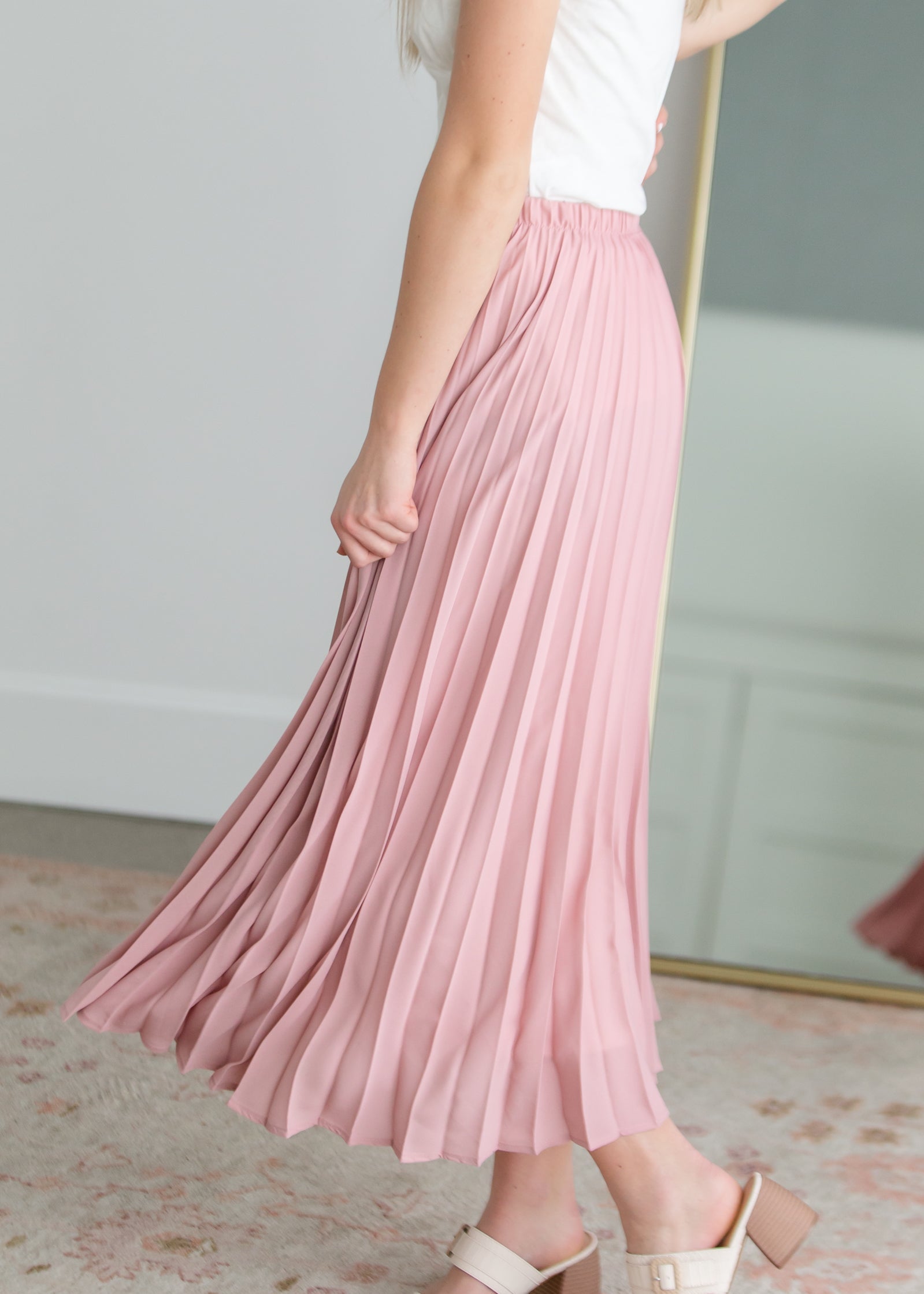 Mauve Pleated Midi Skirt Skirts Les Amis