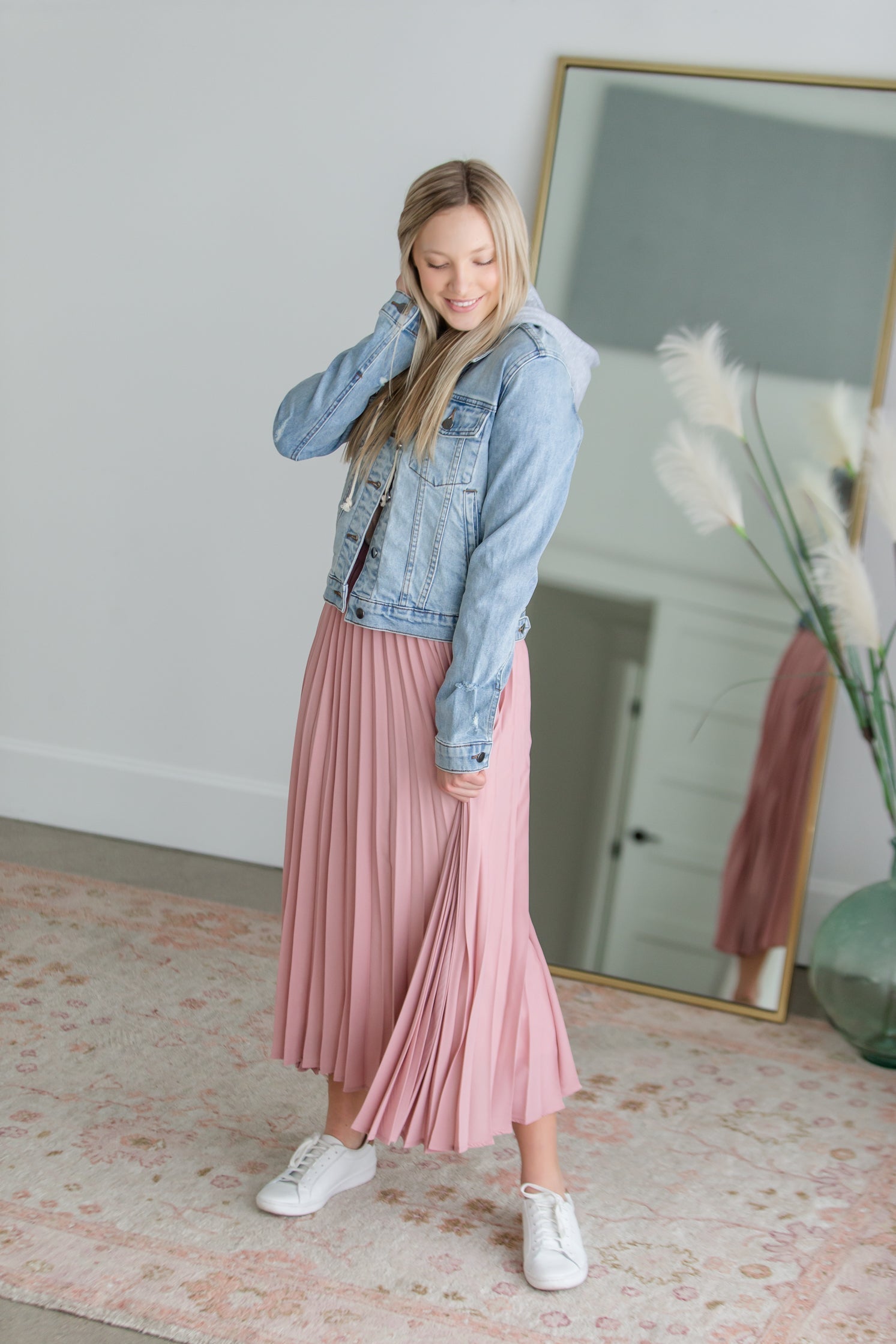 Mauve Pleated Midi Skirt Skirts Les Amis