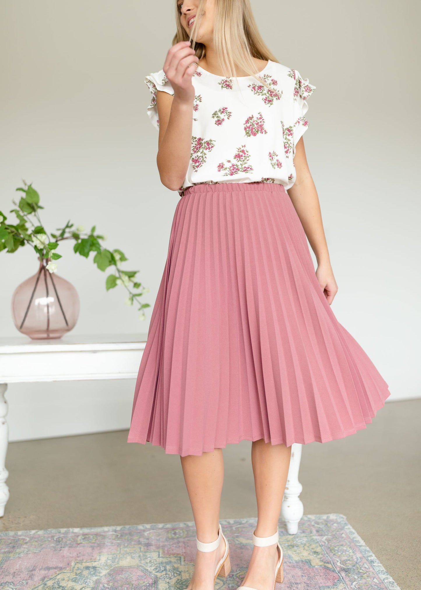 Mauve Pleated Stretch Waist Midi Skirt Skirts