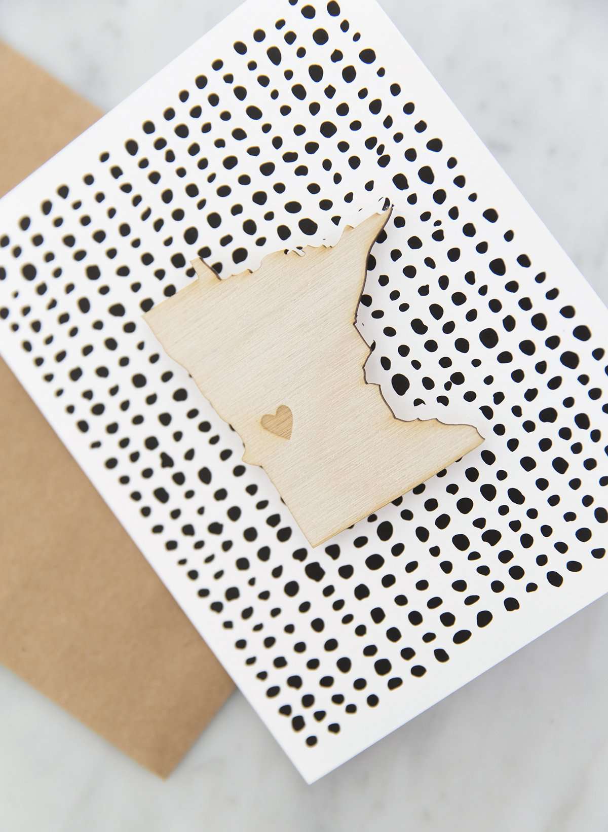 Minnesota shaped modest gift card