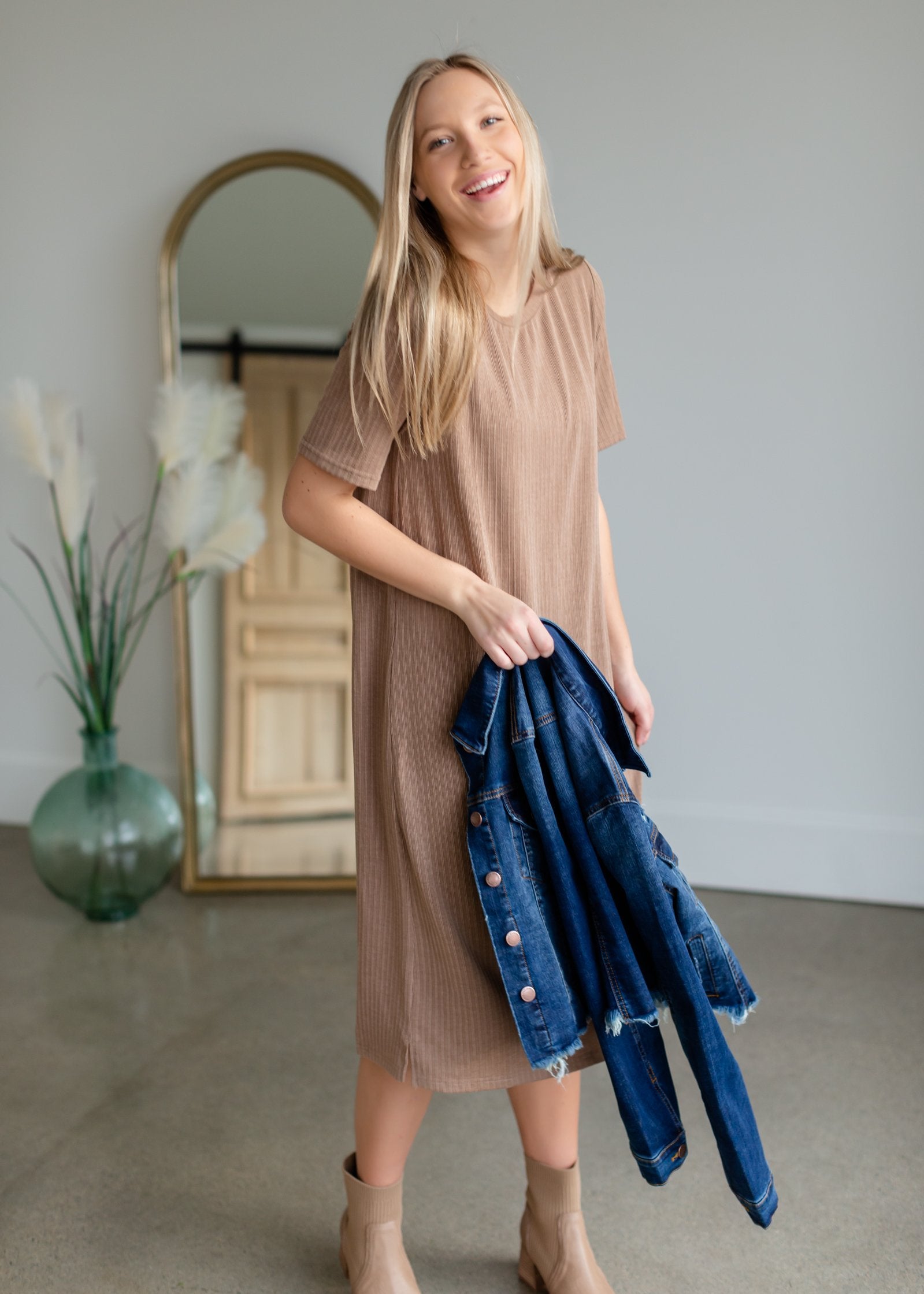 Mocha Short Sleeve Ribbed T-Shirt Midi Dress Dresses Pologram