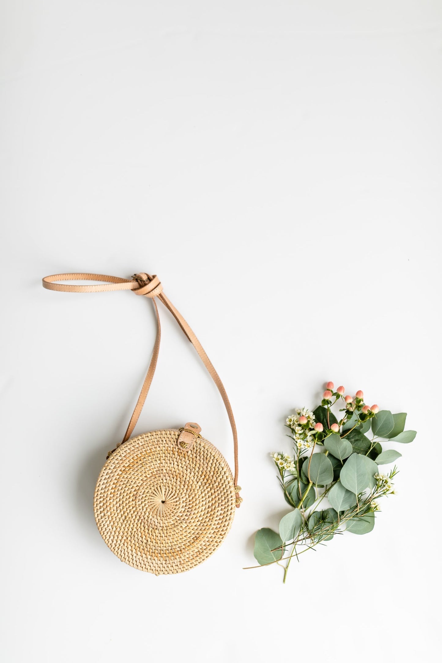 Natural Round Rattan Clutch Accessories Bright Smile