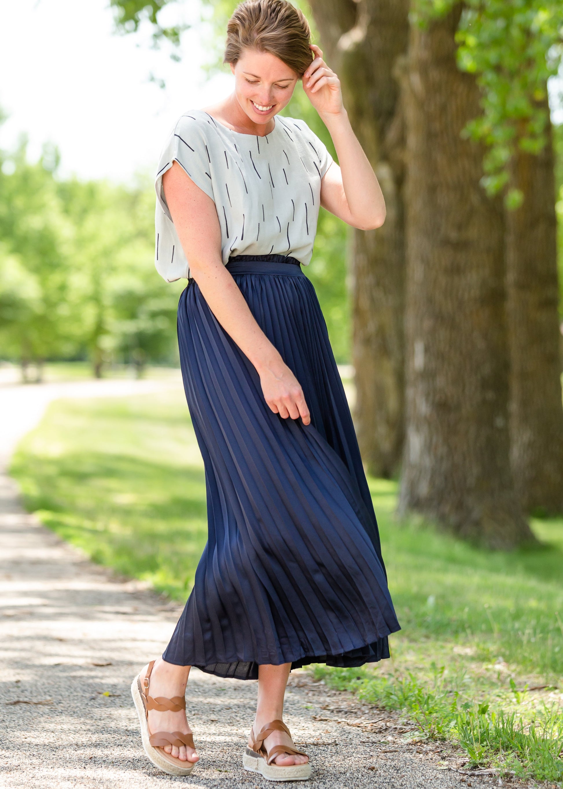 Navy Pleated High Waist Skirt - FINAL SALE – Inherit Co.