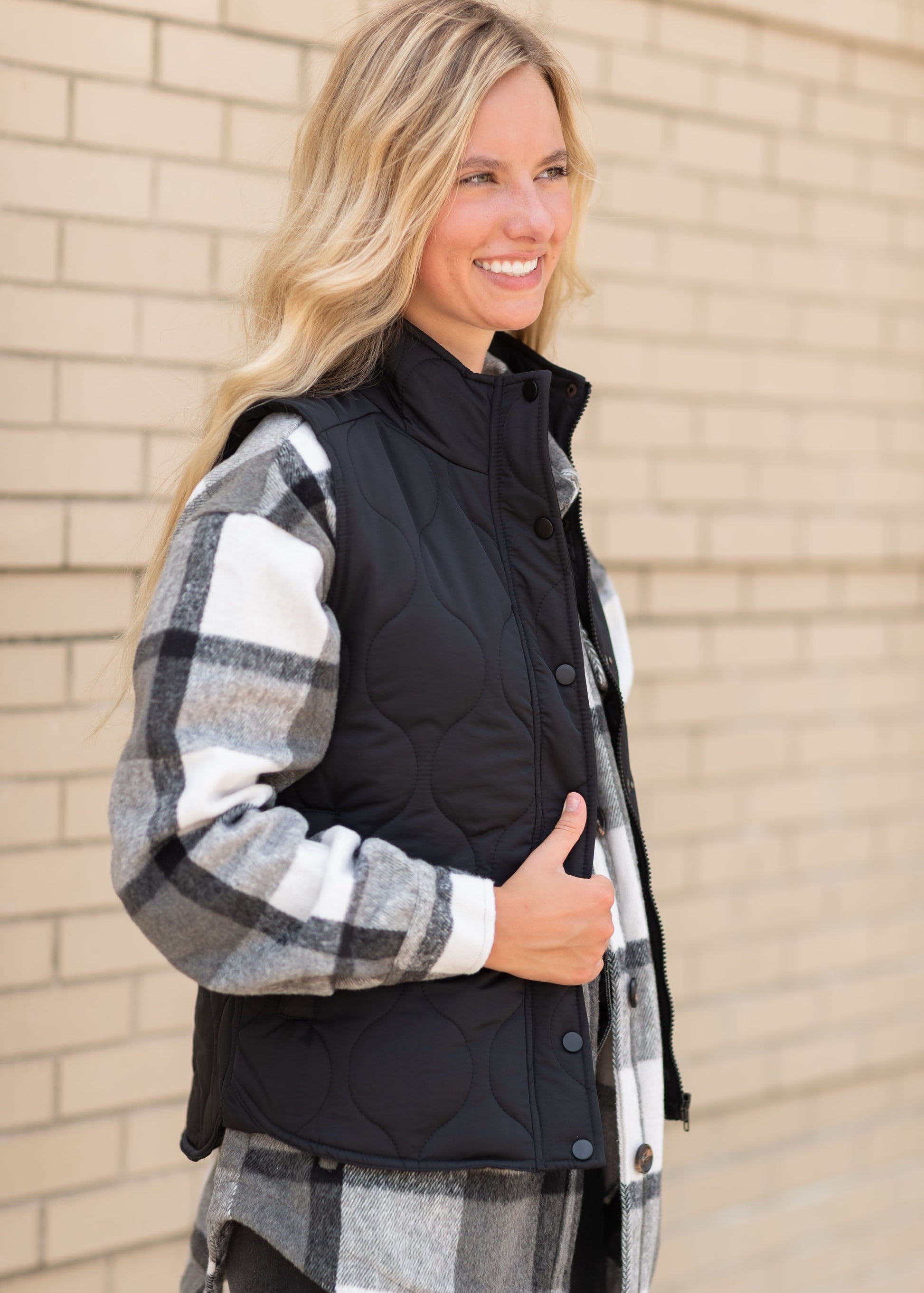 Padding Solid Vest with Collar Tops Black / S