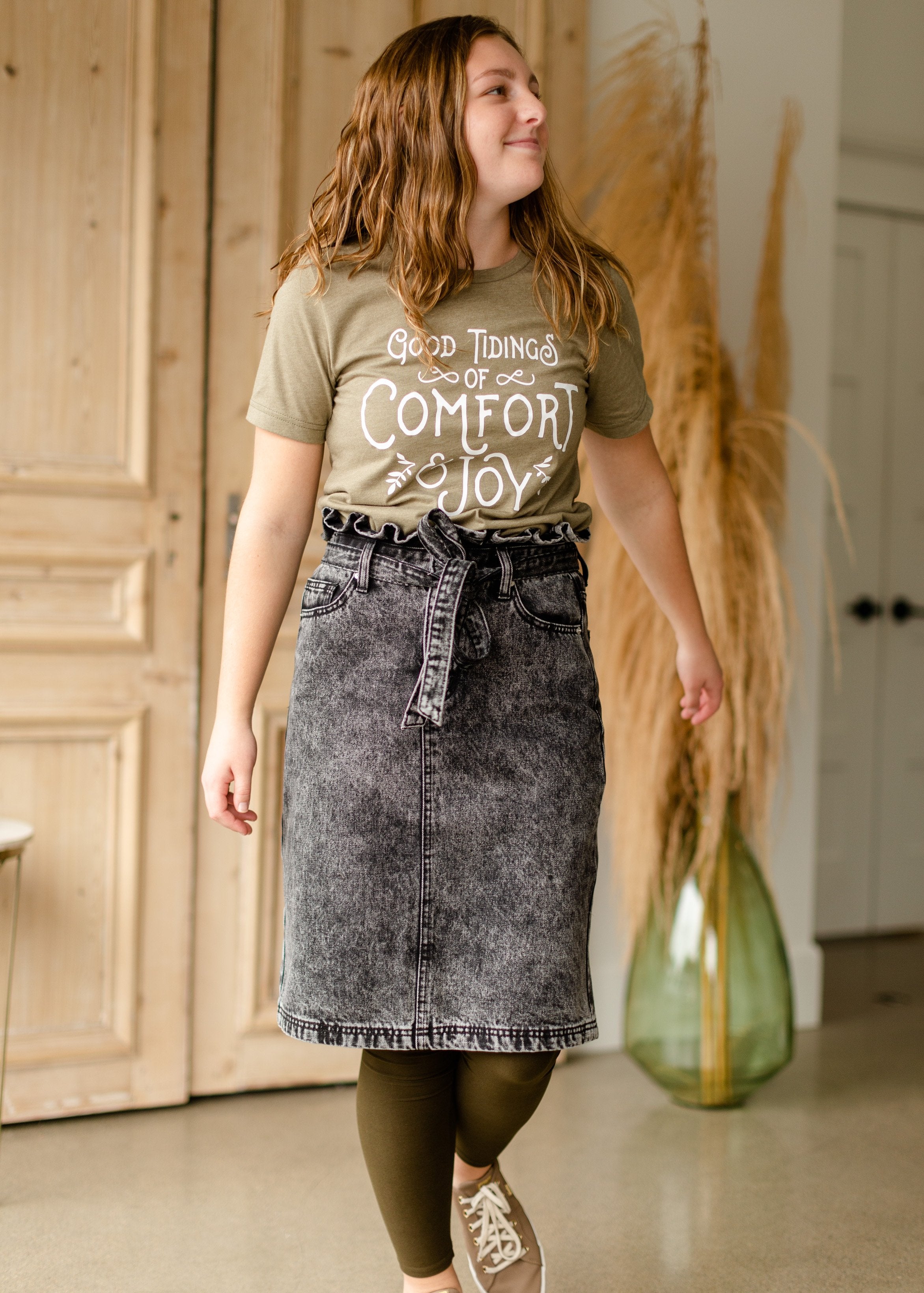 Used Thrift Women's 80's Chic Acid Wash Denim Skirt | Acid Wash | 26
