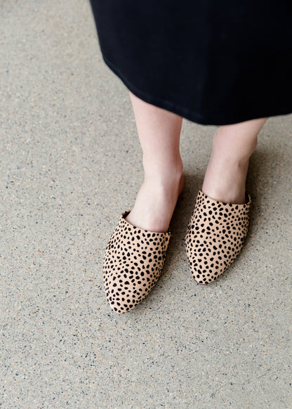 Pointed Toe Cheetah Mules - FINAL SALE Shoes