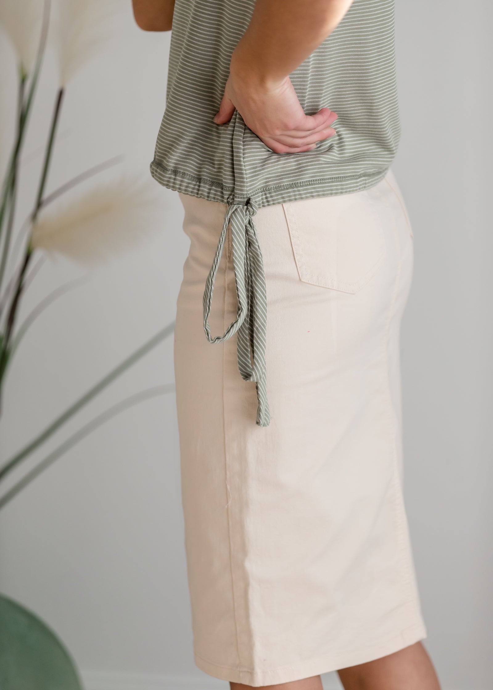 Remi Ivory Denim Midi Skirt Skirts Inherit