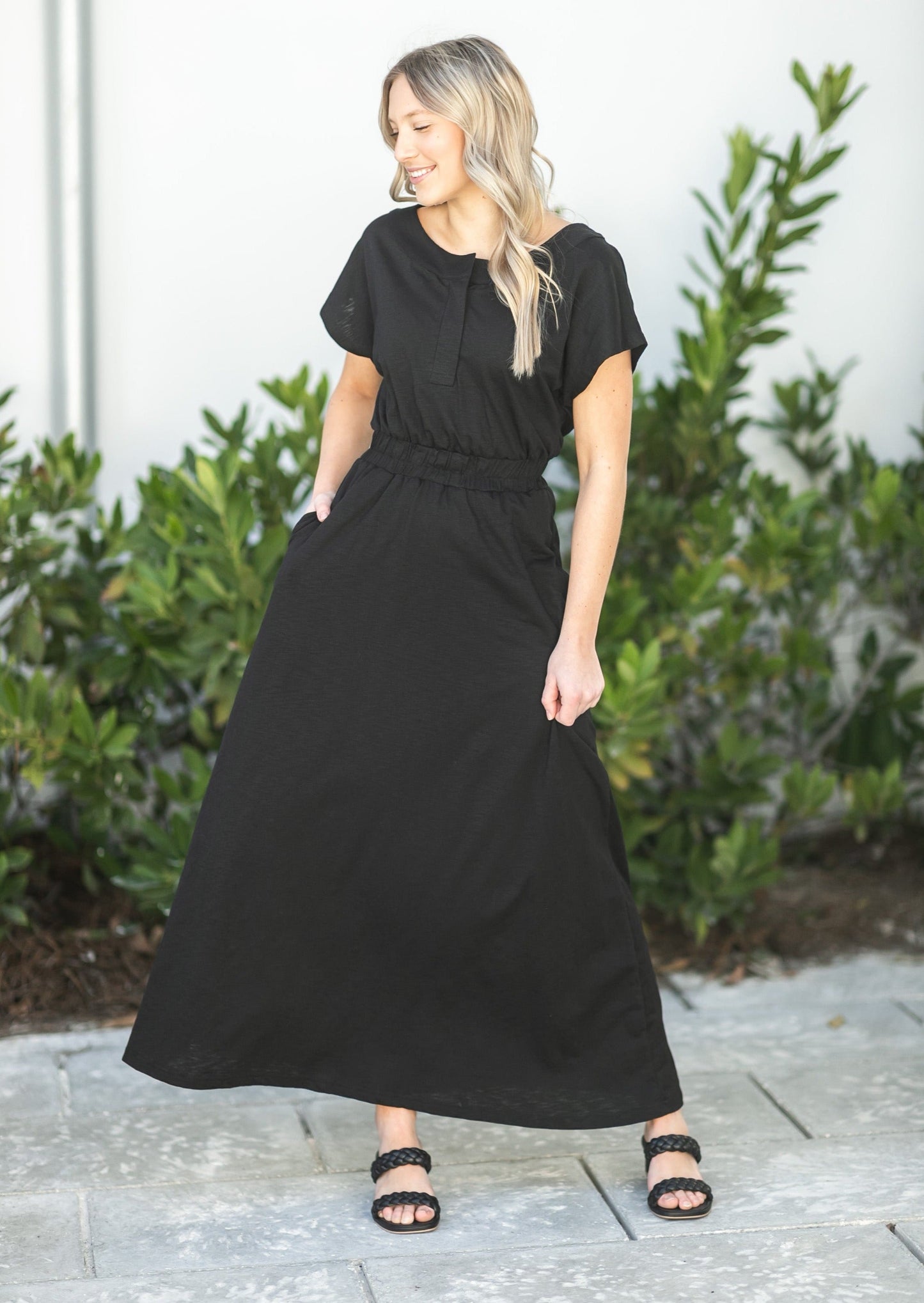 Reva Cinched Waist Essential Maxi Dress Dresses Black / XS