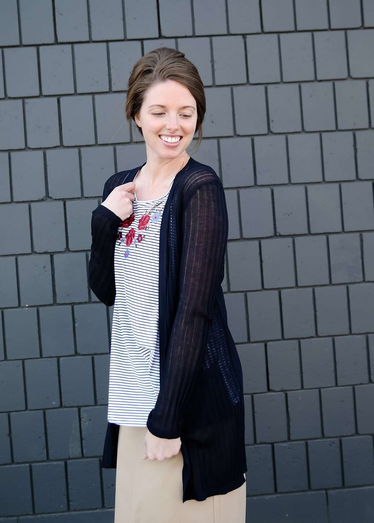 Navy lightweight ribbed cardigan with pockets