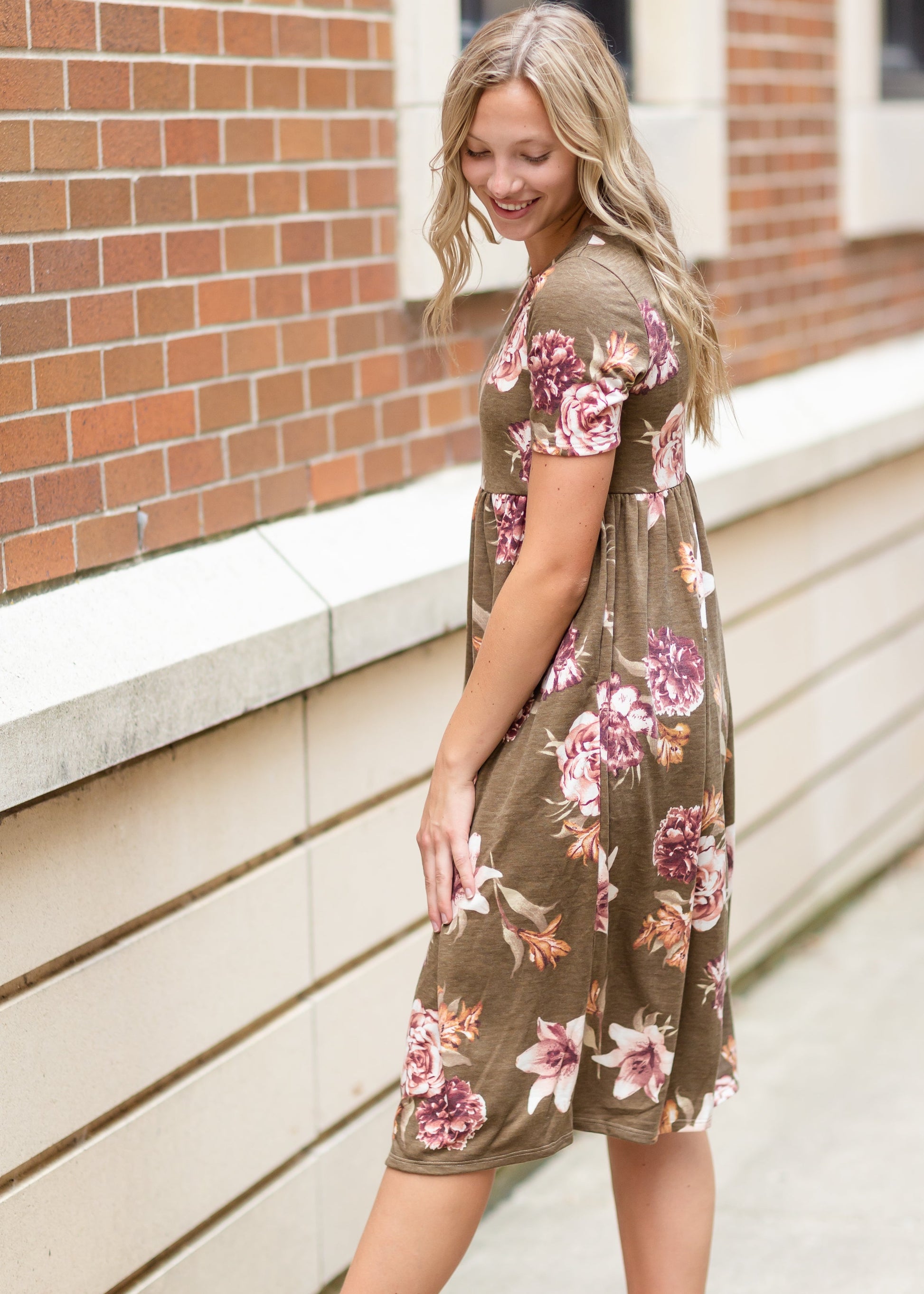 Round Neck Baby Doll Dress Dresses