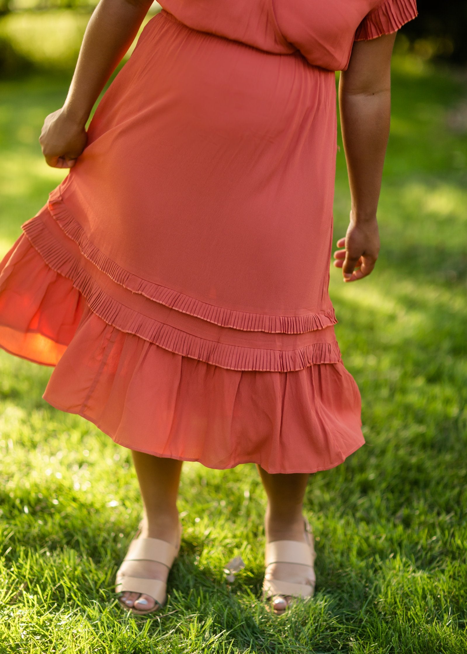 Closet pleated skirt midi dress in rust sale