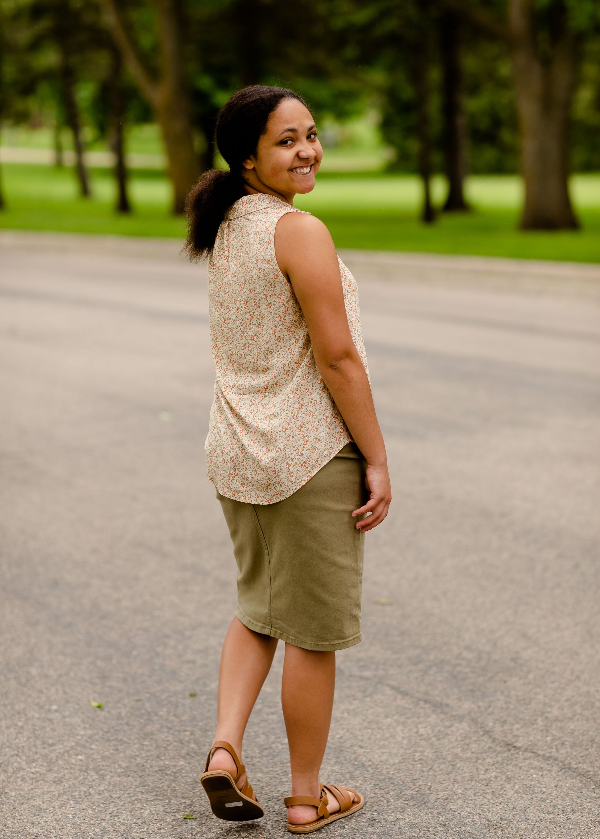 Sleeveless Button Up Collared Floral Top Tops