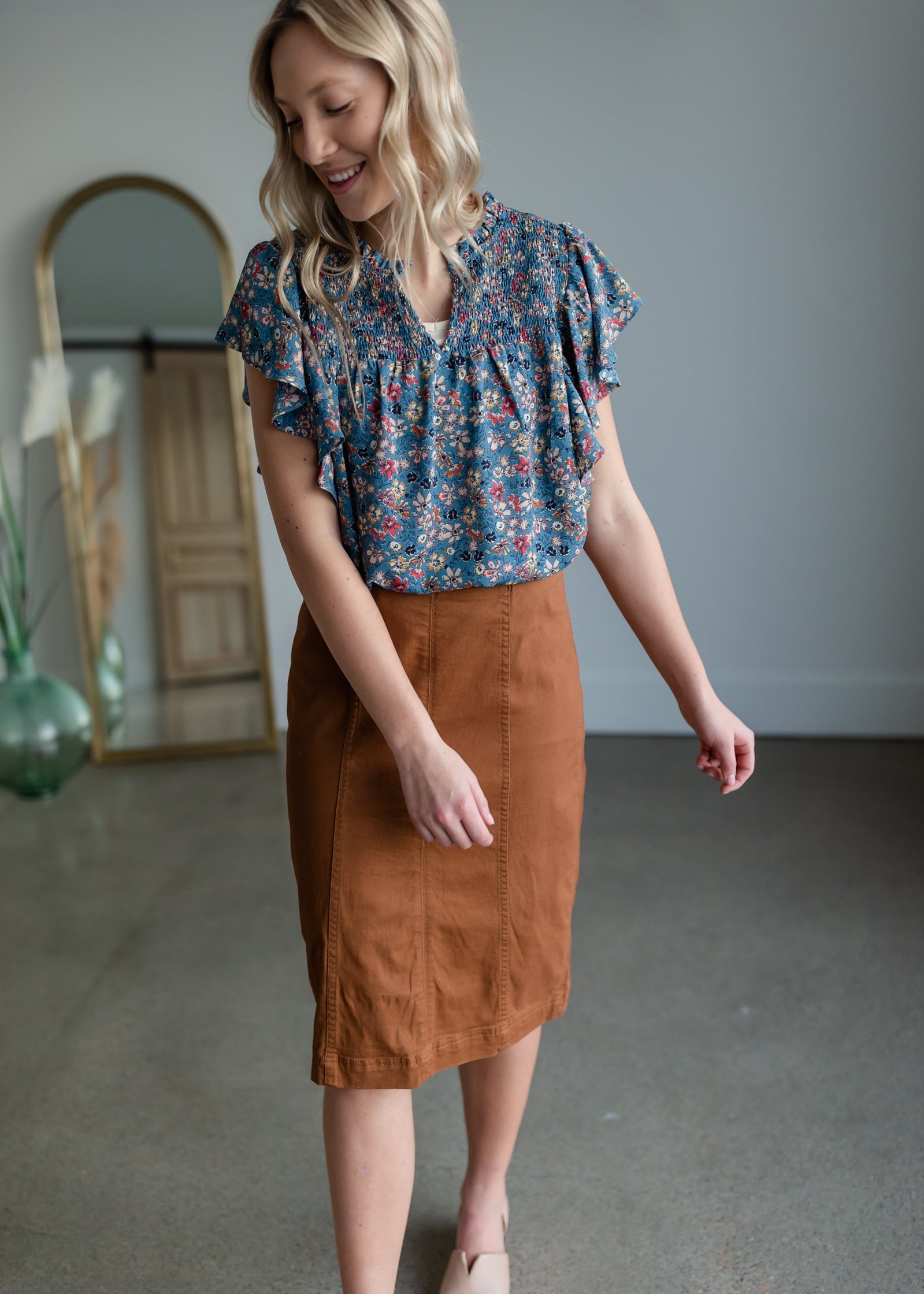 Small Floral V-neck Top Tops VOY
