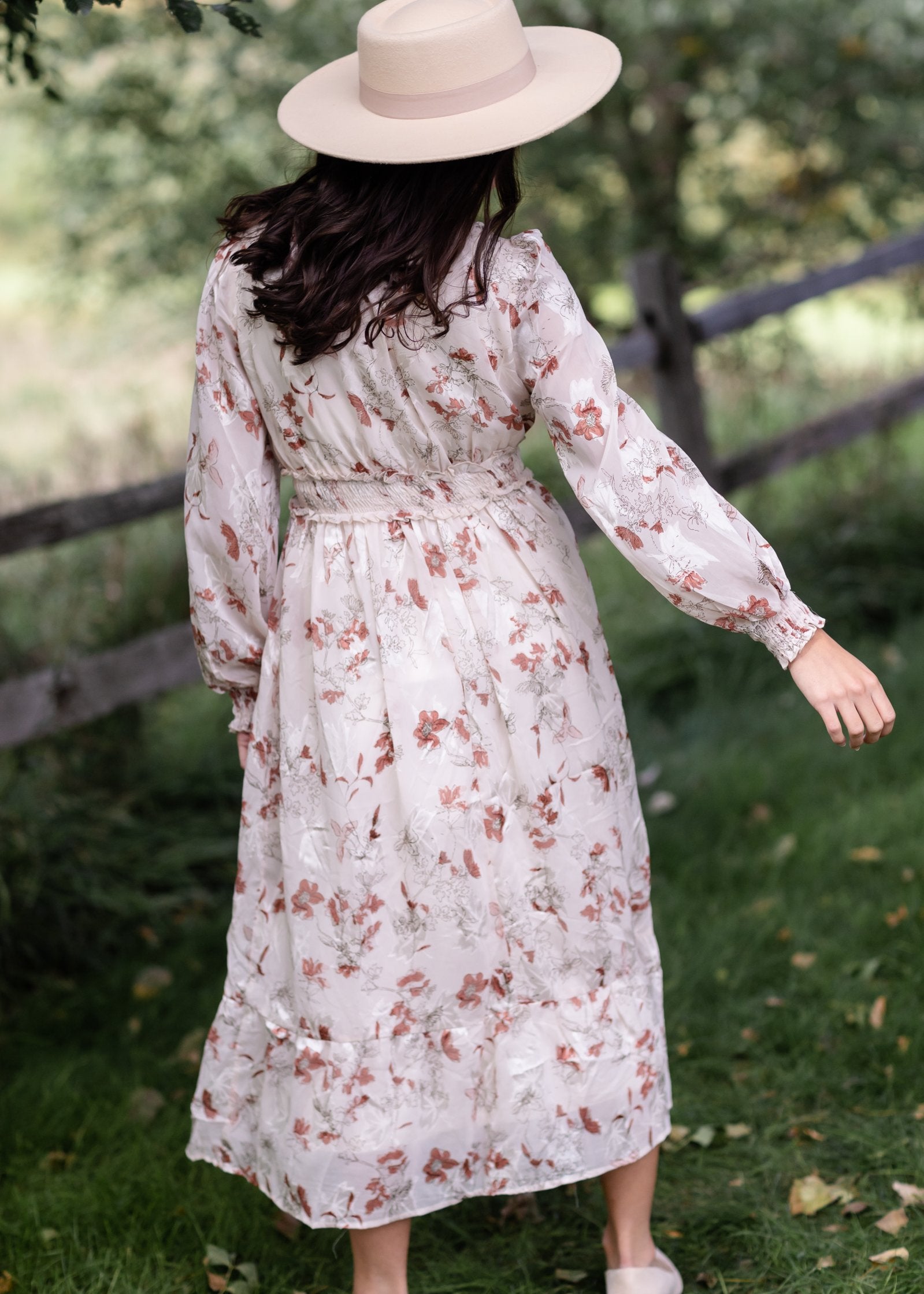 Smocked Detail V-Neck Floral Tiered Maxi Dress Dresses Polagram
