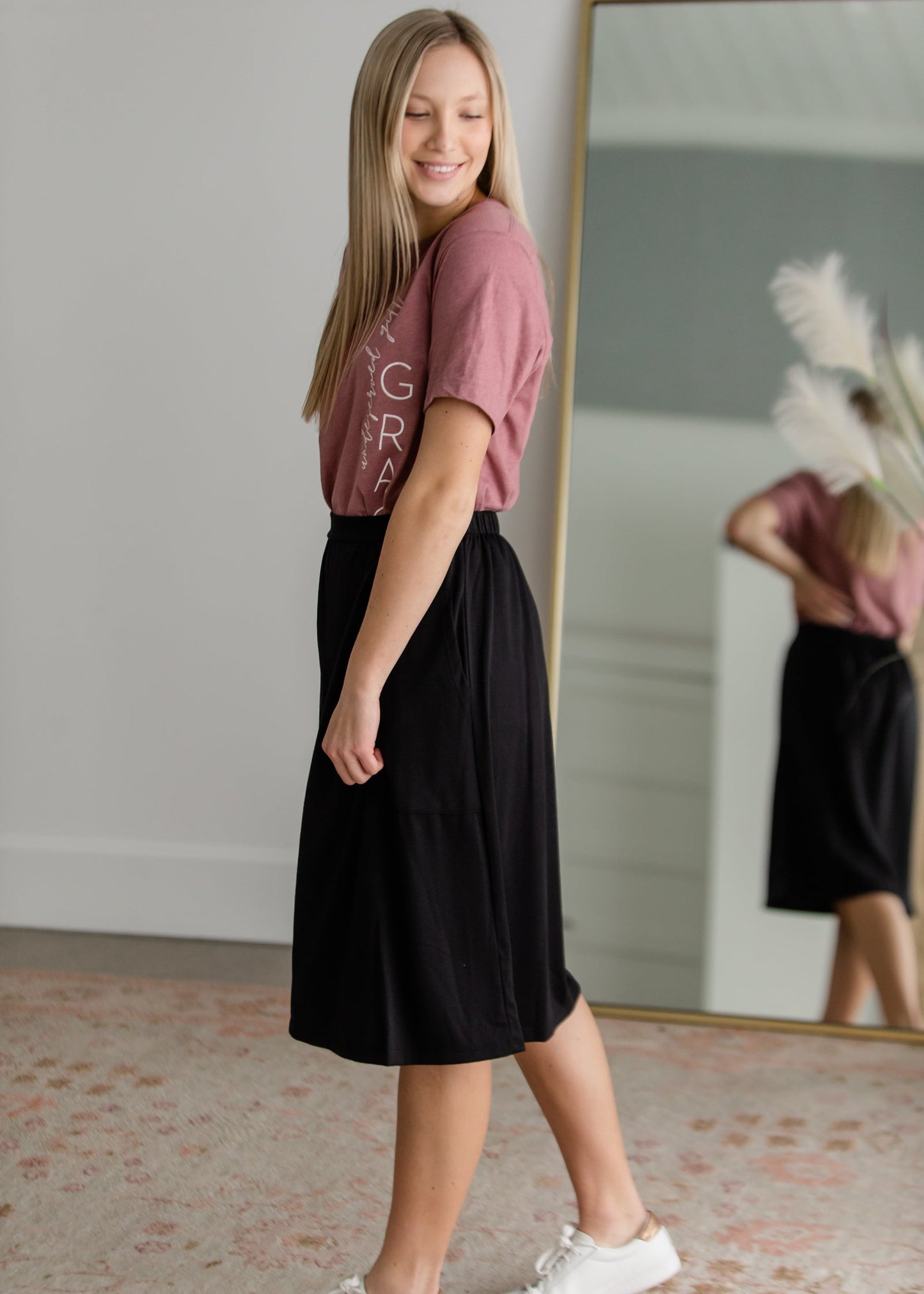 Stretch Skirt with Front Pockets Skirts Les Amis