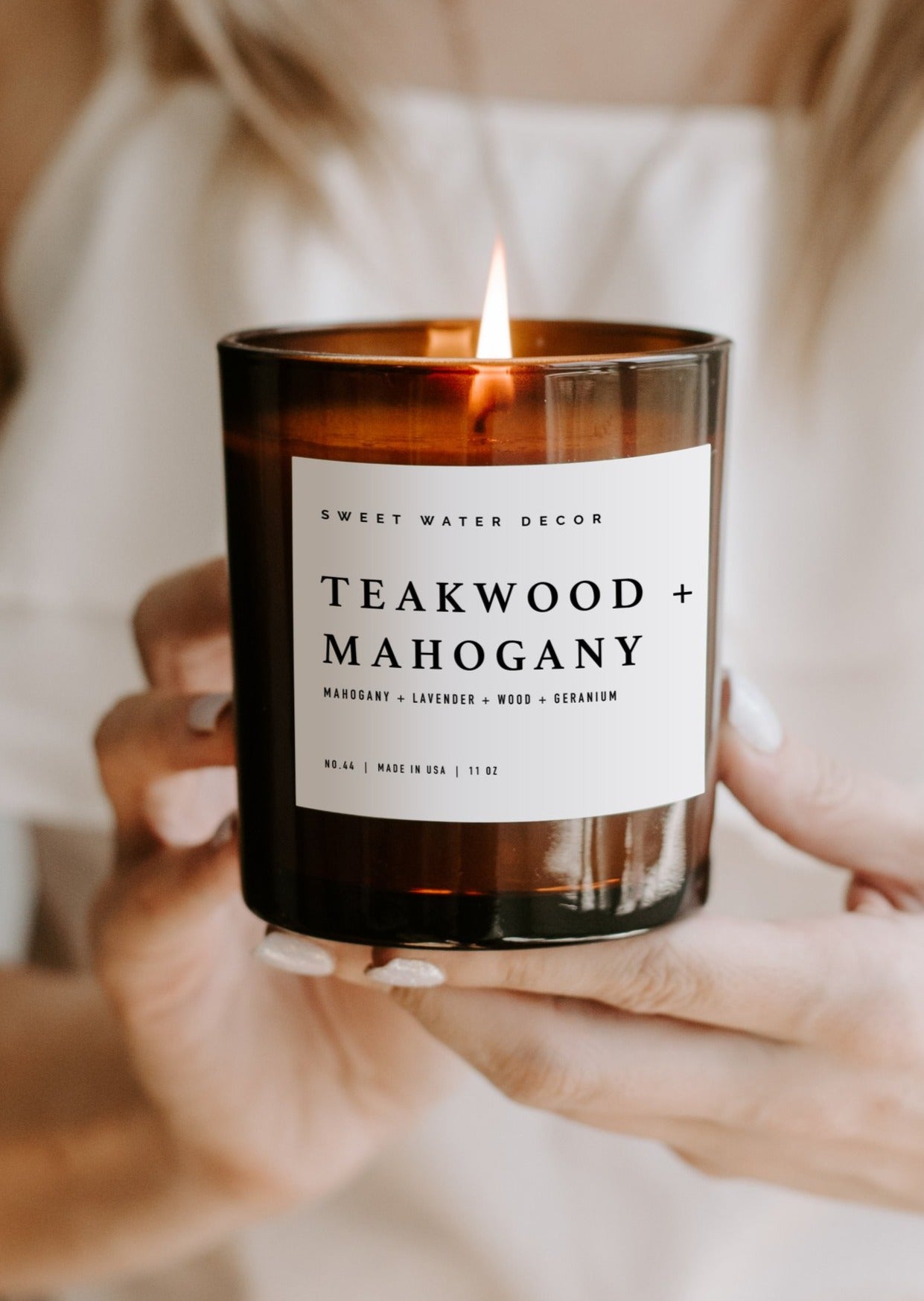 Teakwood and Mahogany Soy Candle Home & Lifestyle Sweet Water Decor