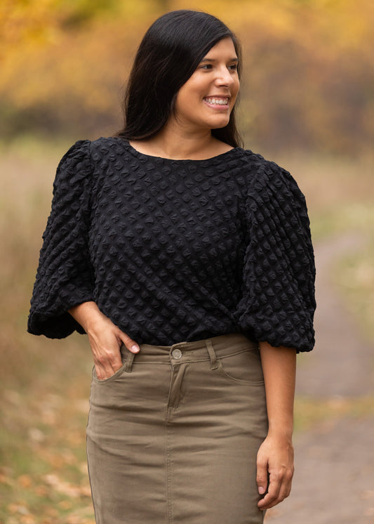 Textured Dotted Balloon Sleeve Blouse Tops