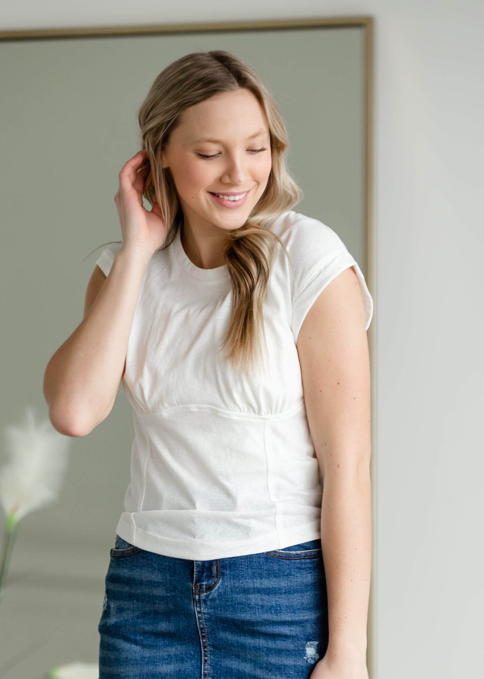 The Classic Bobbie Tee Shirt Heartloom Cream / XS