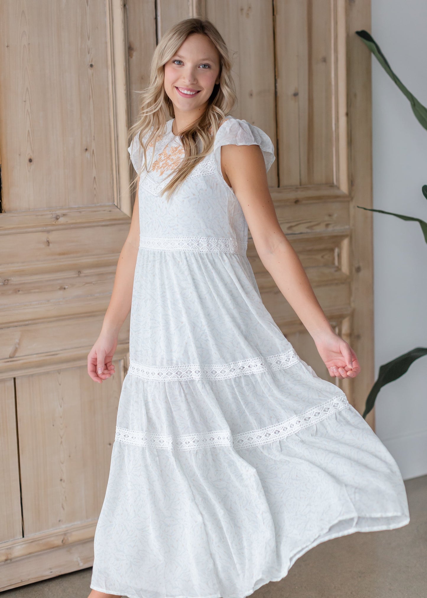 Tiered Maxi Dress with Lace Trim Detail Dresses Polagram