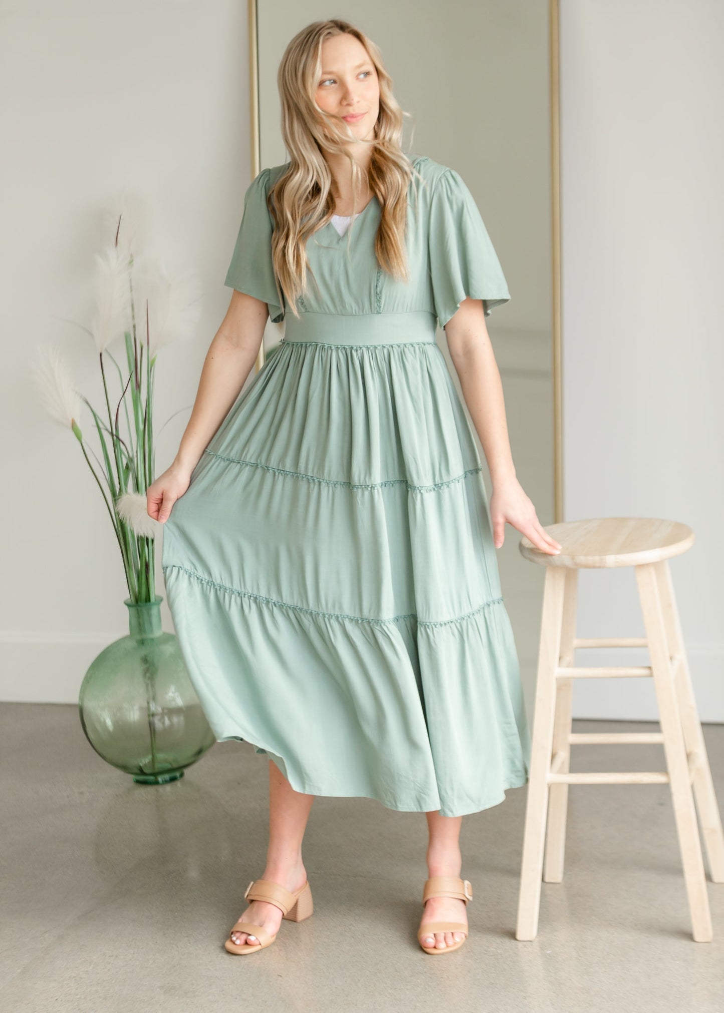 Tiered Ruffle Dress With Lace Detail Dresses Polagram & BaeVely