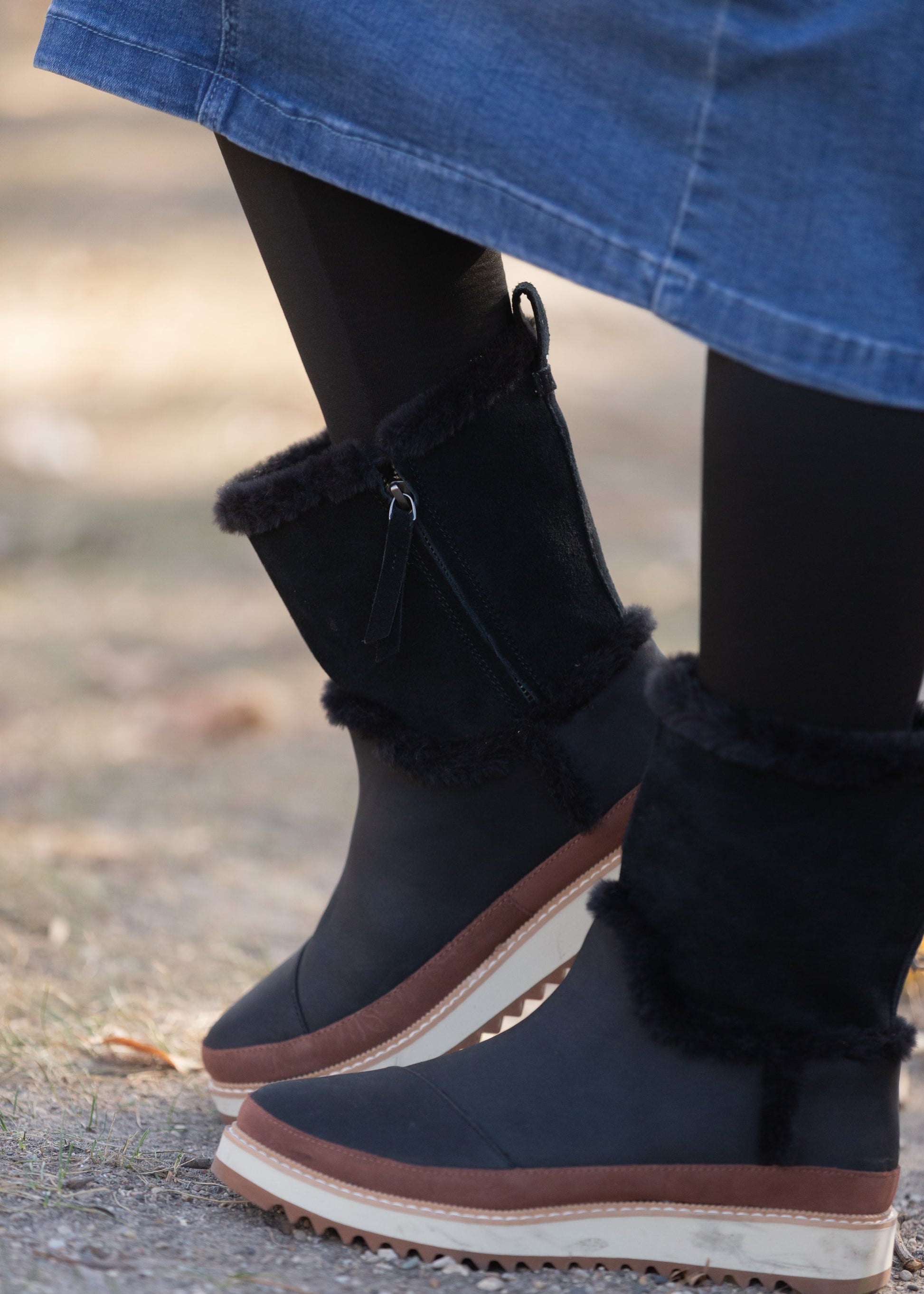 toms fur boots