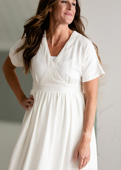 V-Neck Pleated Classic White Midi Dress Dresses Mod Ref