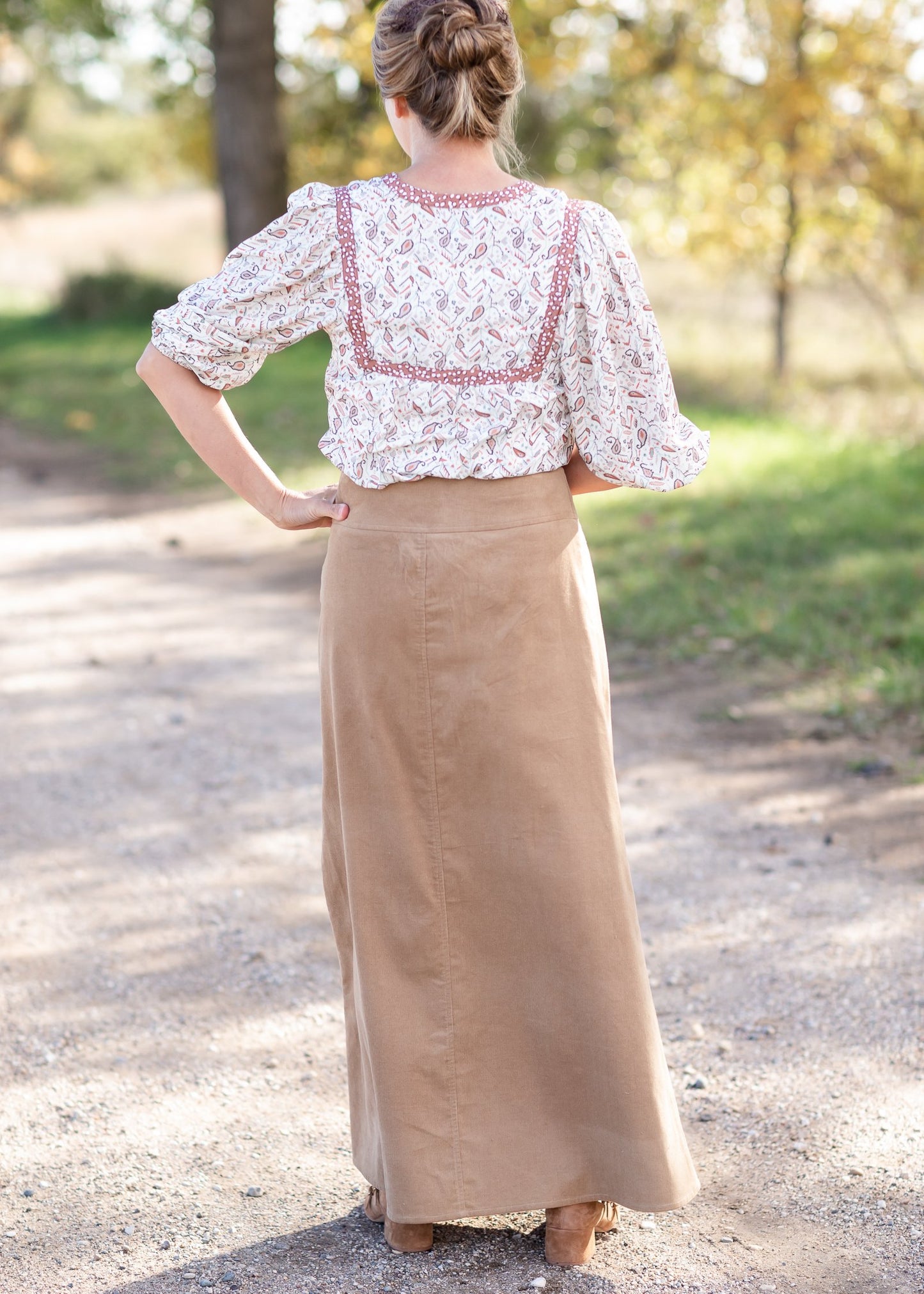 V-Neck Puff Sleeve Paisley Top Tops Polagram