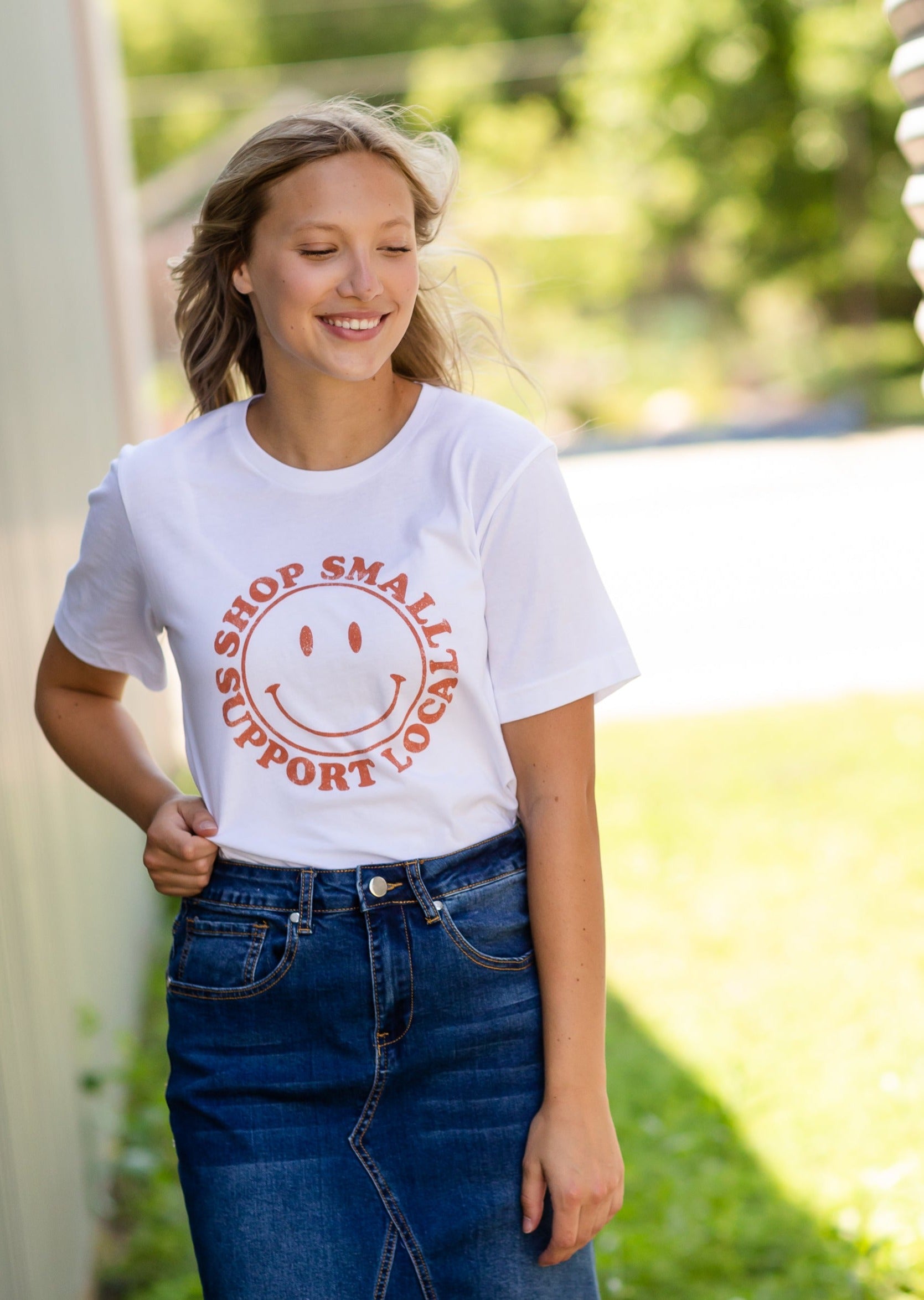 White Short Sleeve Shop Small T-shirt Tops