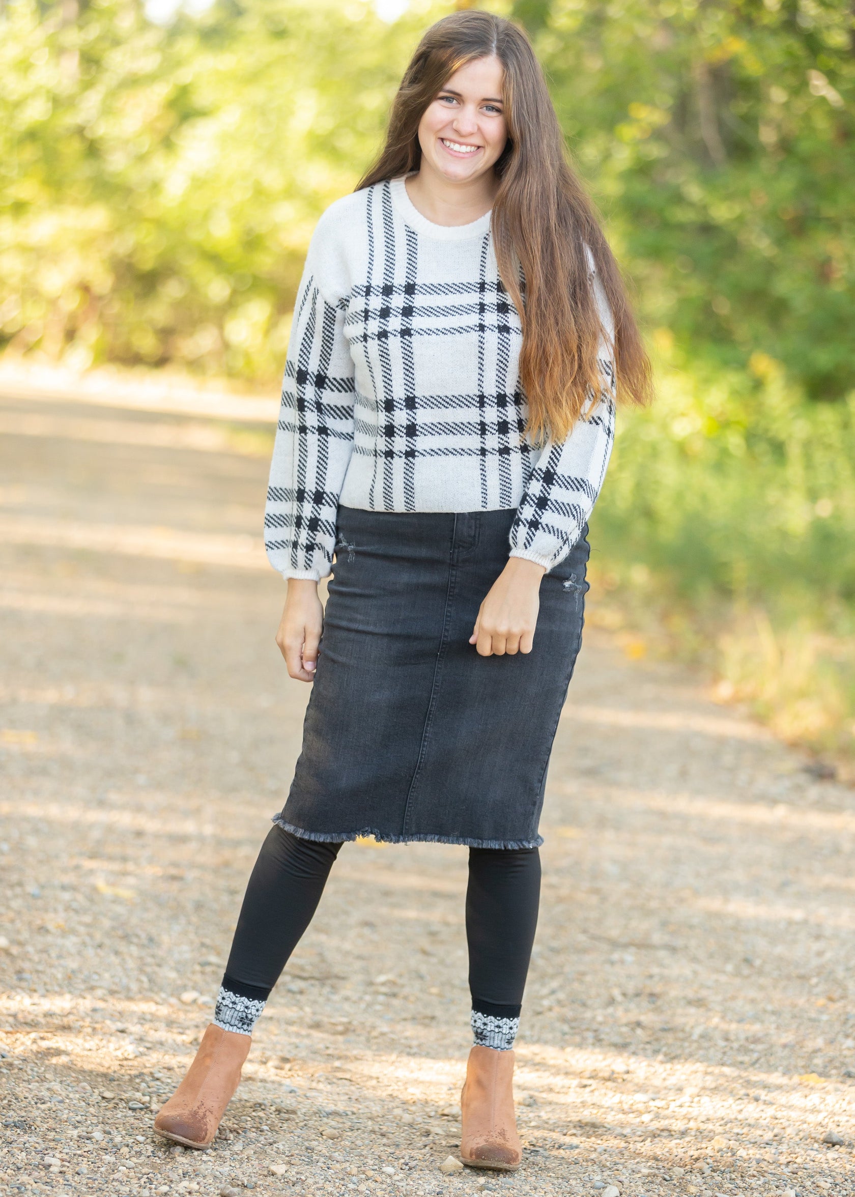 Zoey Frayed Hem Black Denim Midi Skirt - FINAL SALE – Inherit Co.